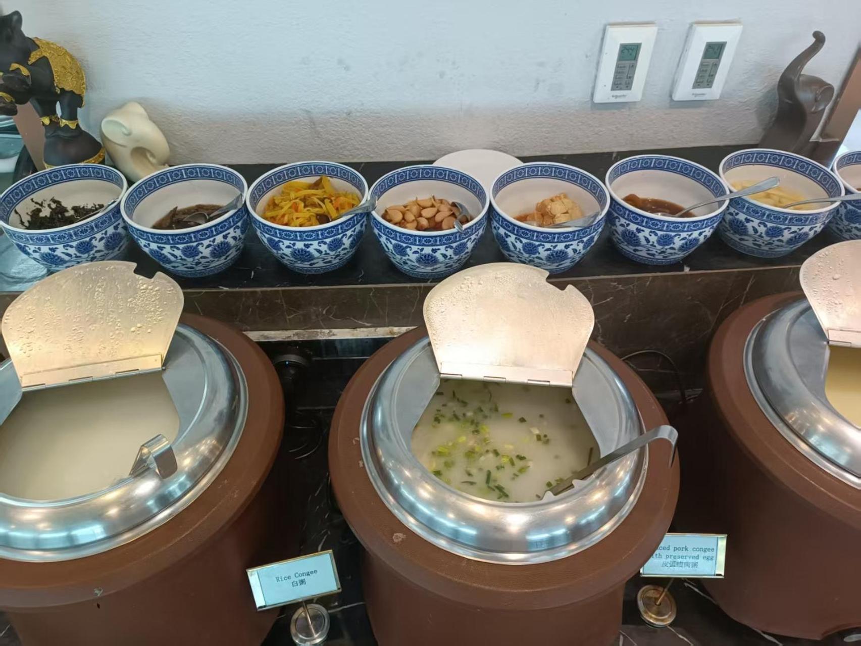 Novotel Atlantis - Price And Value Breakfast In The Clouds With River View In The Revolving Restaurant &24h Free Self-laundry Отель